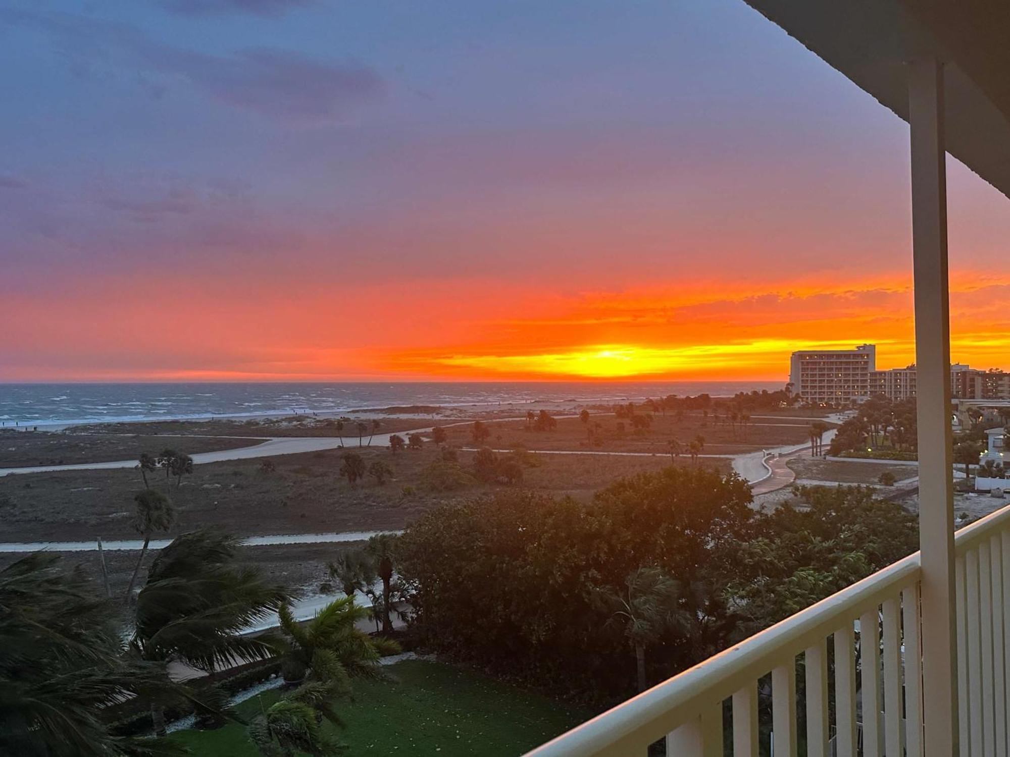 South Beach Condo Hotel By Travel Resort Services, Inc. St. Pete Beach Exteriér fotografie