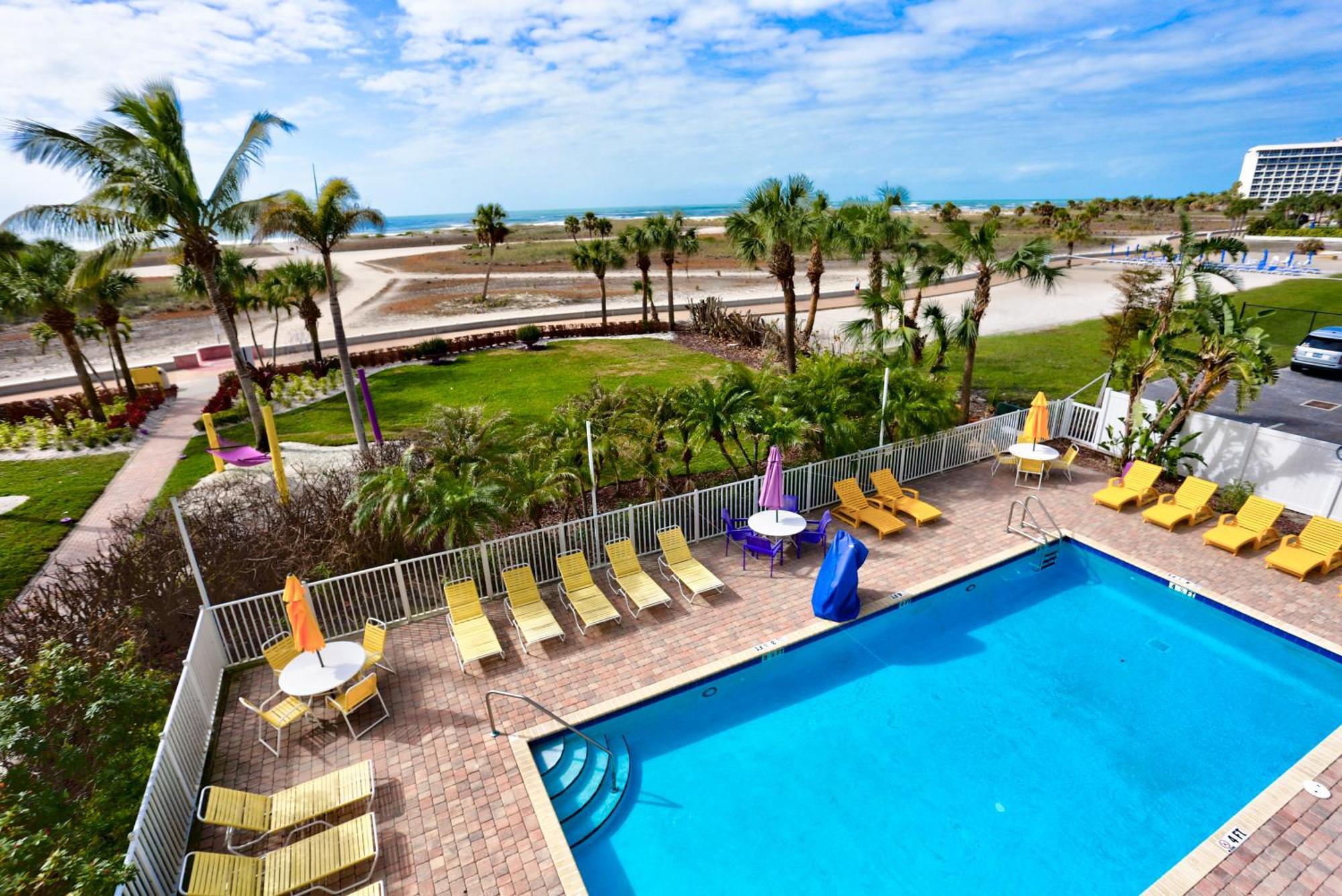 South Beach Condo Hotel By Travel Resort Services, Inc. St. Pete Beach Exteriér fotografie