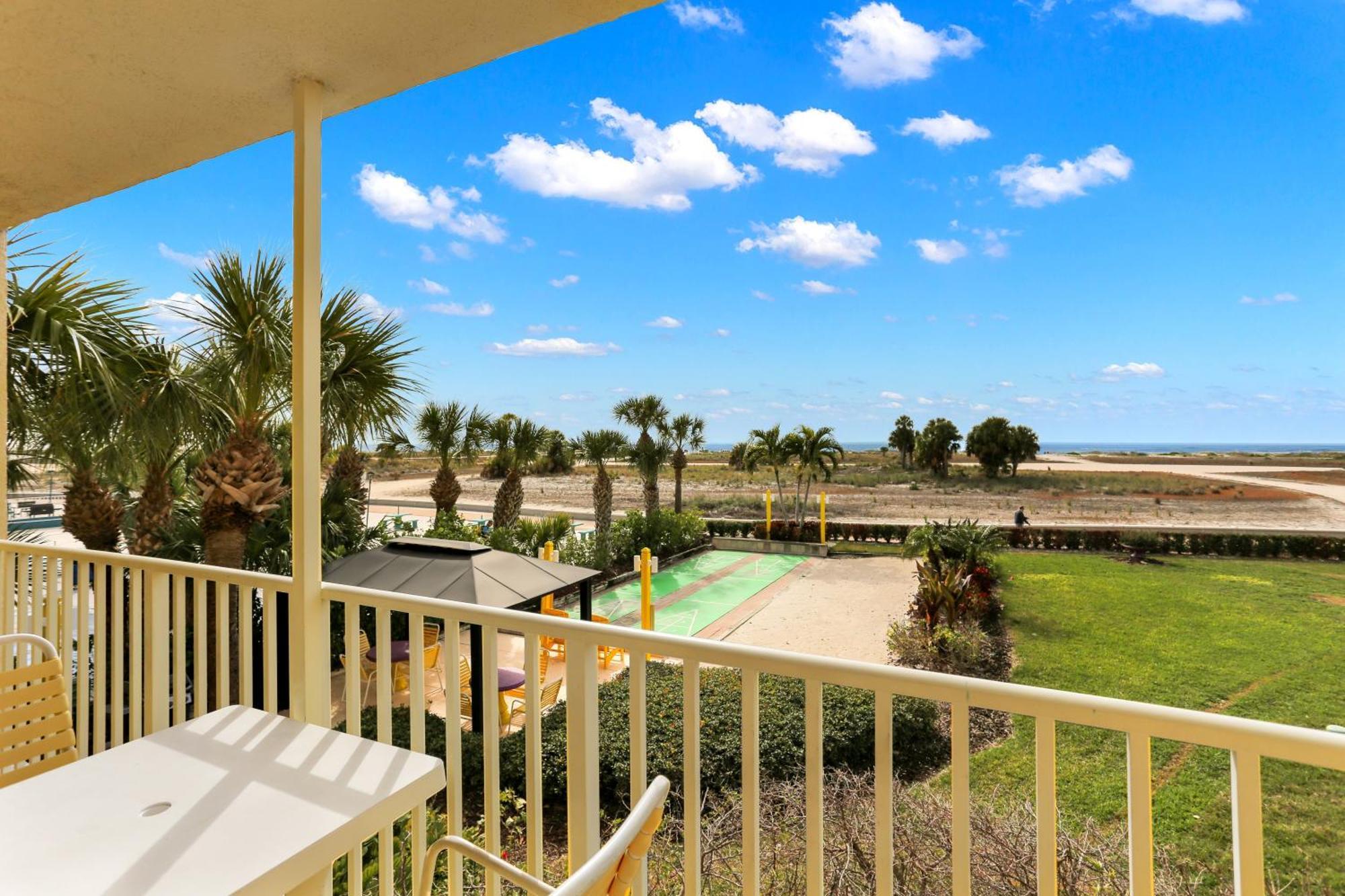 South Beach Condo Hotel By Travel Resort Services, Inc. St. Pete Beach Exteriér fotografie
